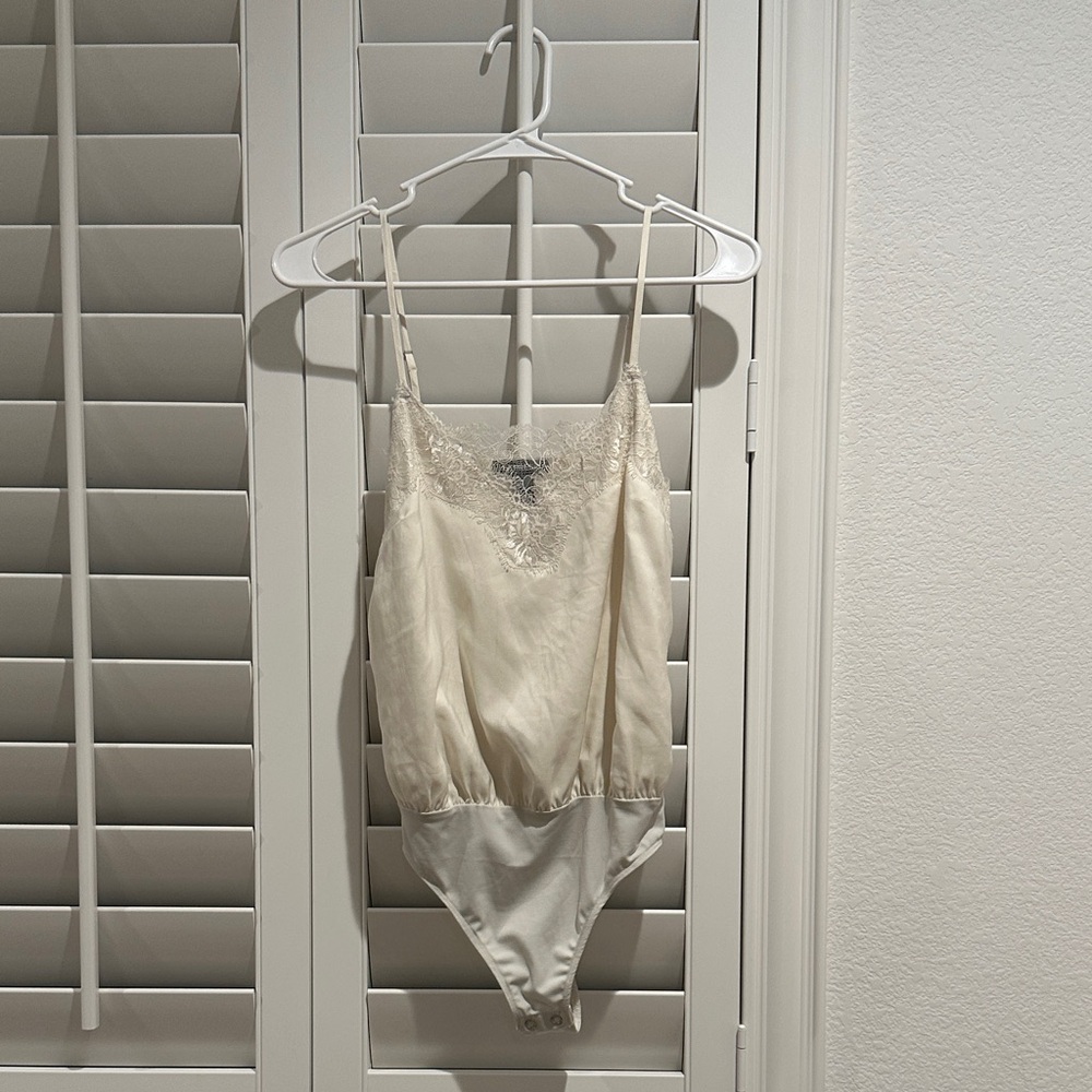 Express Cream Lace Detail Bodysuit